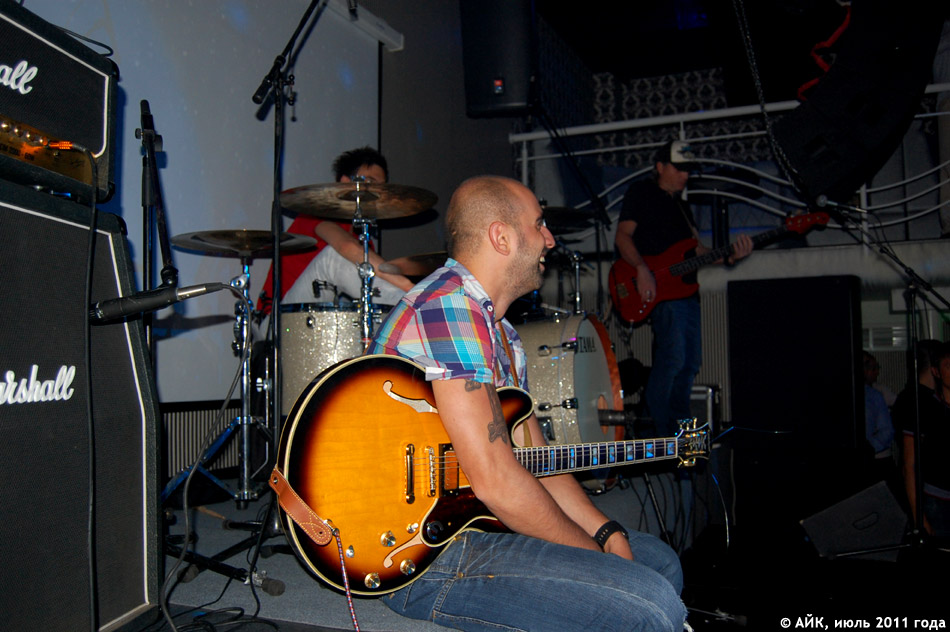Выступление группы «Градусы» в ночном клубе «Да Винчи»