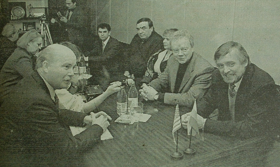 Джерри Кухайда (Jerry Kuhaida) на переговорах в городе Обнинске (28 января 2000 года)